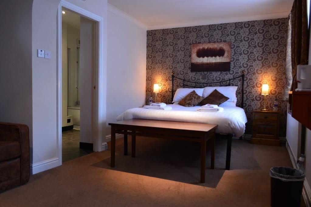 Red Lion, Wigan By Marston'S Inns Rufford Exteriör bild